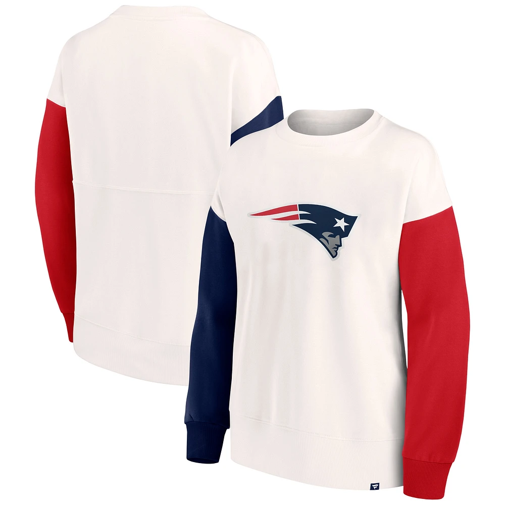 Sweat-shirt blanc avec logo principal color block des New England Patriots Fanatics pour femmes