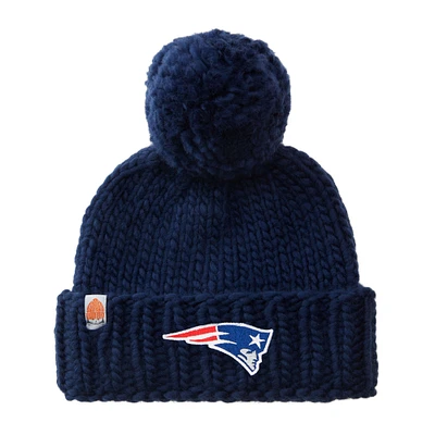 Sh*t That I Knit Navy New England Patriots Bonnet en laine mérinos à bords tricotés à la main avec pompon en fil pour femmes