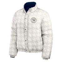 Women's WEAR by Erin Andrews  Navy/White New England Patriots Reversible Cropped Full-Zip Puffer Jacket