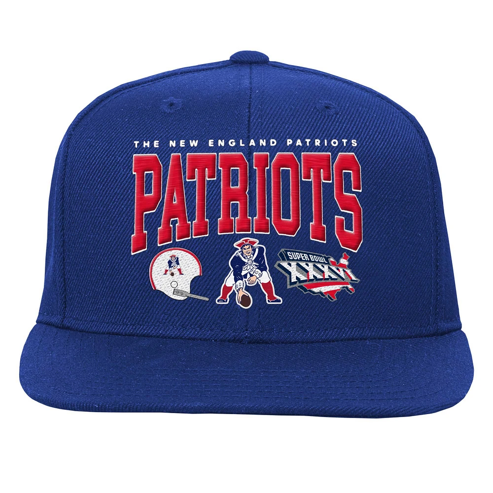 Casquette snapback à bord plat pour jeunes Mitchell & Ness Royal New England Patriots Champ Stack