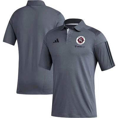 Polo d'entraînement terrain adidas New England Revolution 2023 gris pour homme