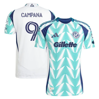 Maillot de joueur authentique adidas Leonardo Campana New England Revolution 2025 Eastern White Pine x Flag of pour homme