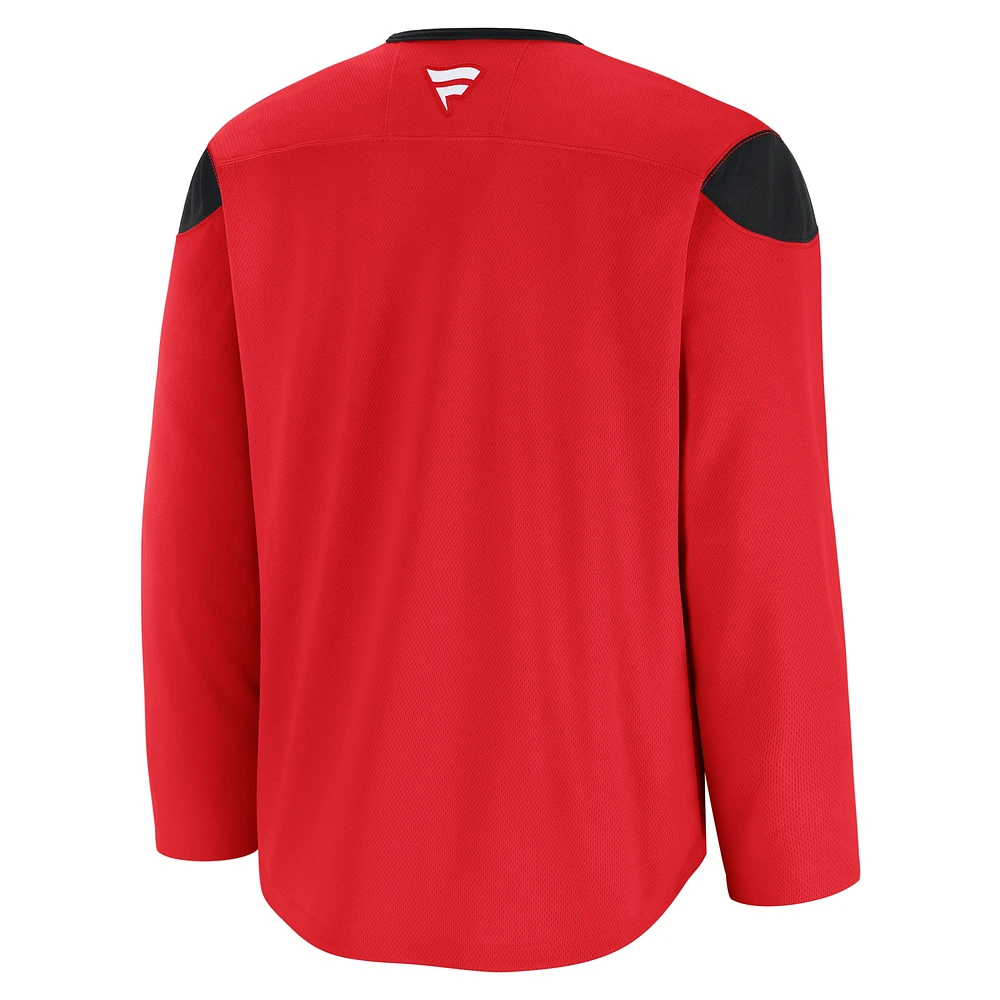 Maillot d'entraînement de l'équipe des New Jersey Devils pour hommes Fanatics Red