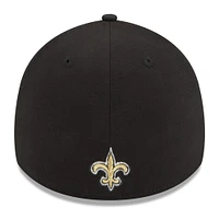 Men's New Era Black Orleans Saints  Triple Outline 39THIRTY Flex Hat