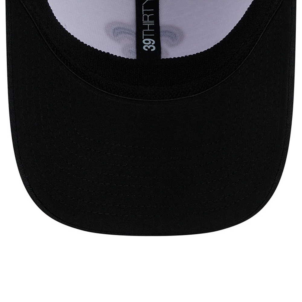 Men's New Era White/Black Orleans Saints 2024 NFL Training Camp 39THIRTY Flex Hat