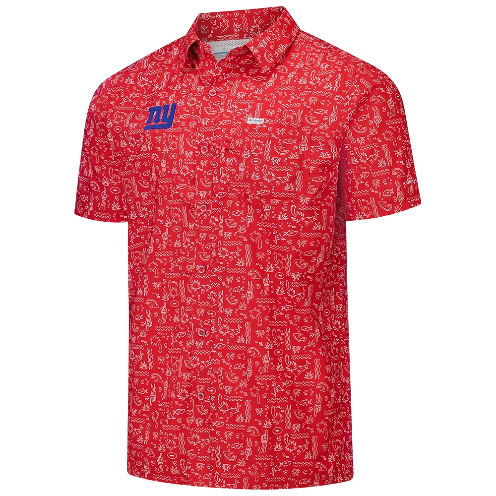 Men's Columbia PFG Red New York Giants Super Slack Tide Omni-Wick Button-Up Shirt