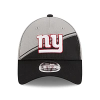 Men's New Era  Gray/Black New York Giants 2023 Sideline 9FORTY Adjustable Hat