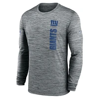 Men's Nike Gray New York Giants 2024 Sideline Velocity Performance Long Sleeve T-Shirt