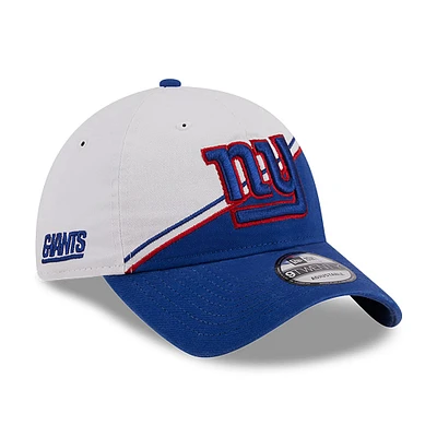Casquette ajustable 9TWENTY Sideline 2023 Sideline 9TWENTY New Era pour enfant, blanc/royal New York Giants