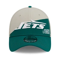 Men's New Era Cream/Kelly Green York Jets 2023 Sideline Historic 39THIRTY Flex Hat