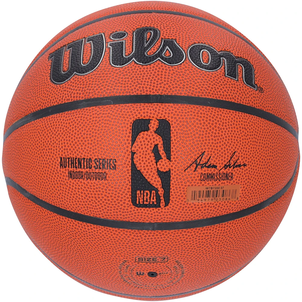 Ballon de basket-ball d'intérieur/extérieur Wilson Authentic Series autographié par Donte DiVincenzo New York Knicks avec inscription « 3-25-24 NYK Rec 11 3pts » - Édition limitée à 12