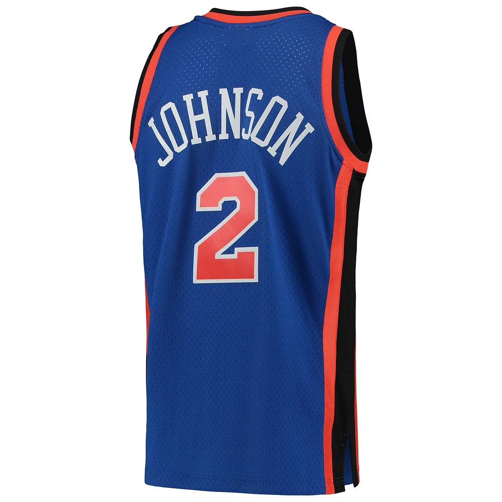 Men's Mitchell & Ness Larry Johnson Blue New York Knicks 1998/99 Hardwood Classics Swingman Jersey