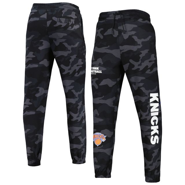 Pantalon de jogging ton sur des New York Knicks Era pour homme, noir/camouflage