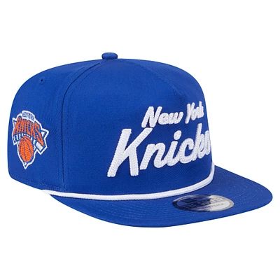 Casquette snapback de golfeur New Era bleue pour homme avec texte de l'équipe des New York Knicks