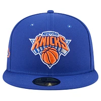Men's New Era Blue York Knicks Throwback Pennant 59FIFTY Fitted Hat