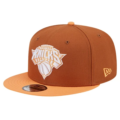 Pack de couleurs bicolores New Era pour hommes - Casquette Snapback 9FIFTY marron/orange New York Knicks