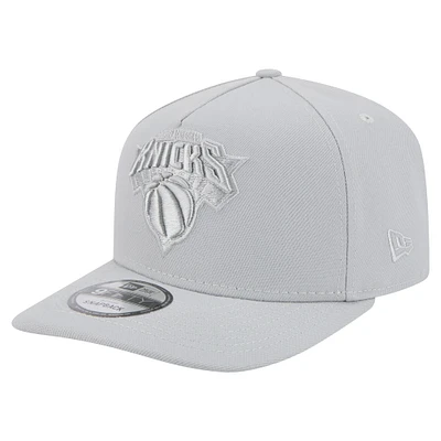 Casquette Snapback A-Frame 9FIFTY à pinces sur le devant pour homme New Era New York Knicks gris colorpack