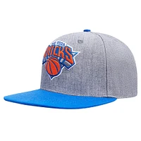 Men's Pro Standard Gray/Blue New York Knicks Classic Logo Two-Tone Snapback Hat