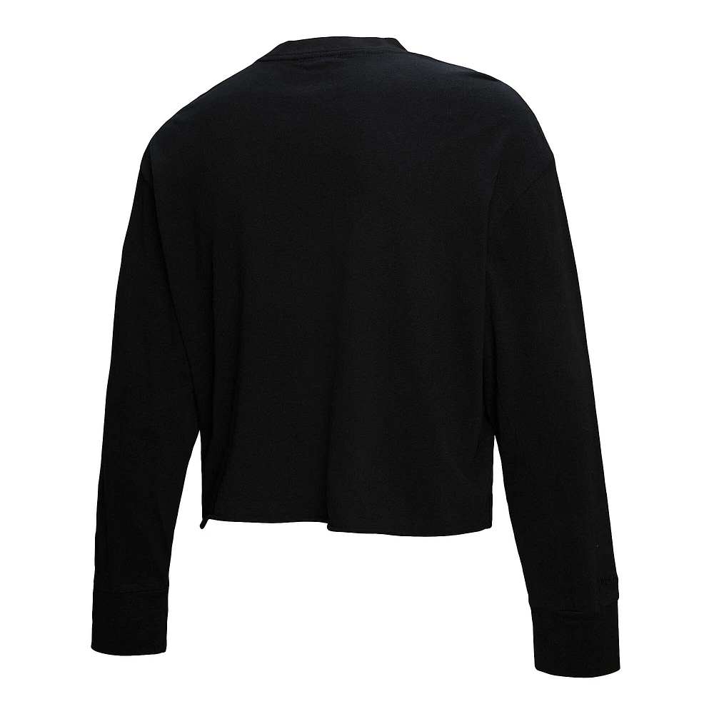 Women's Mitchell & Ness  Black New York Knicks Hardwood Classics Studded Boxy Cropped Long Sleeve T-Shirt