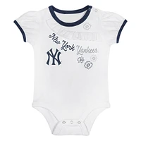 Infant New York Yankees Sweet Bodysuit & Skirt Set