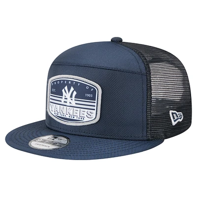 Casquette Snapback 9FIFTY Trucker à panneau fendu New Era bleu marine pour homme des Yankees de New York