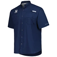 Men's Columbia Navy New York Yankees Tamiami Omni-Shade Button-Down Shirt
