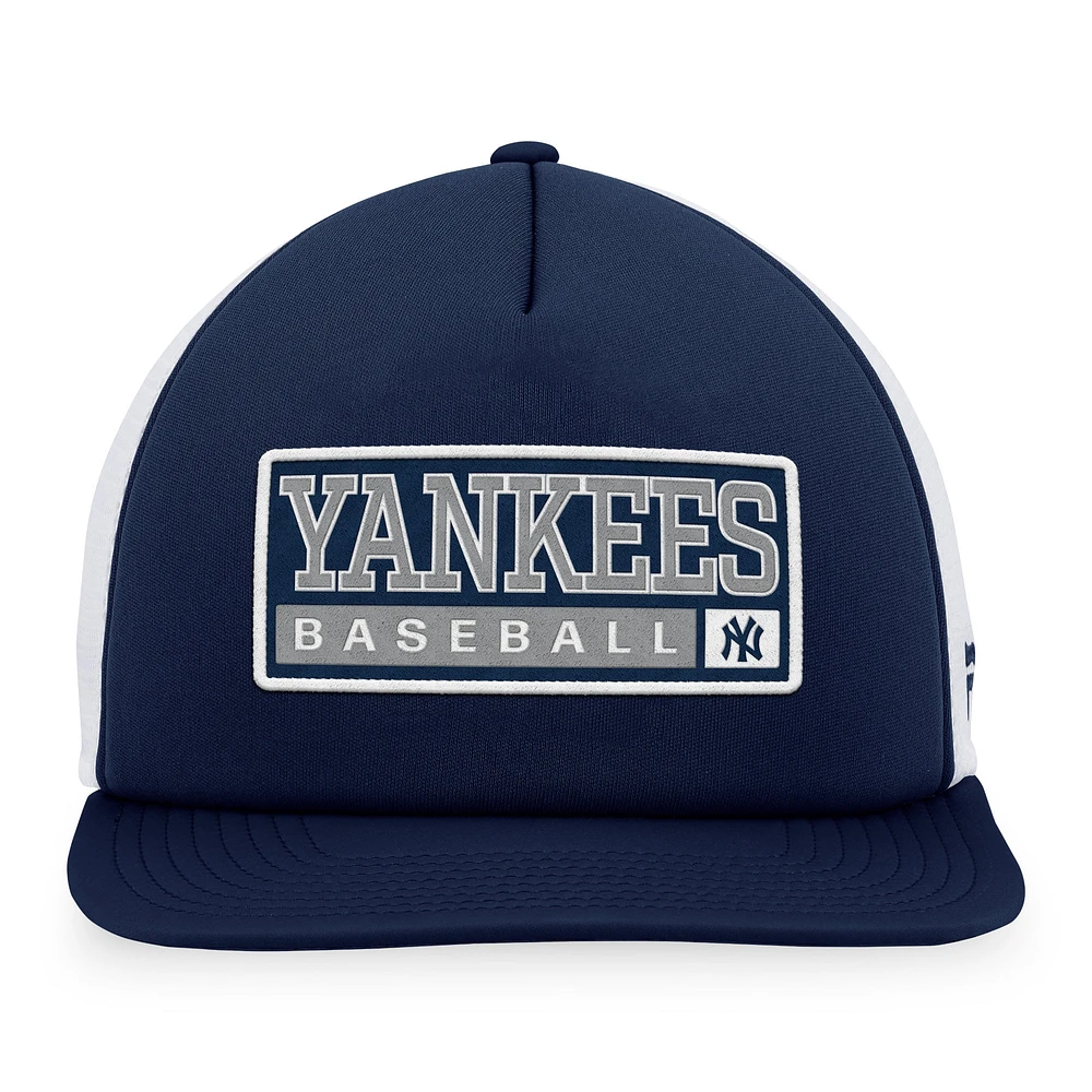 Men's Majestic Navy/White New York Yankees Foam Trucker Snapback Hat