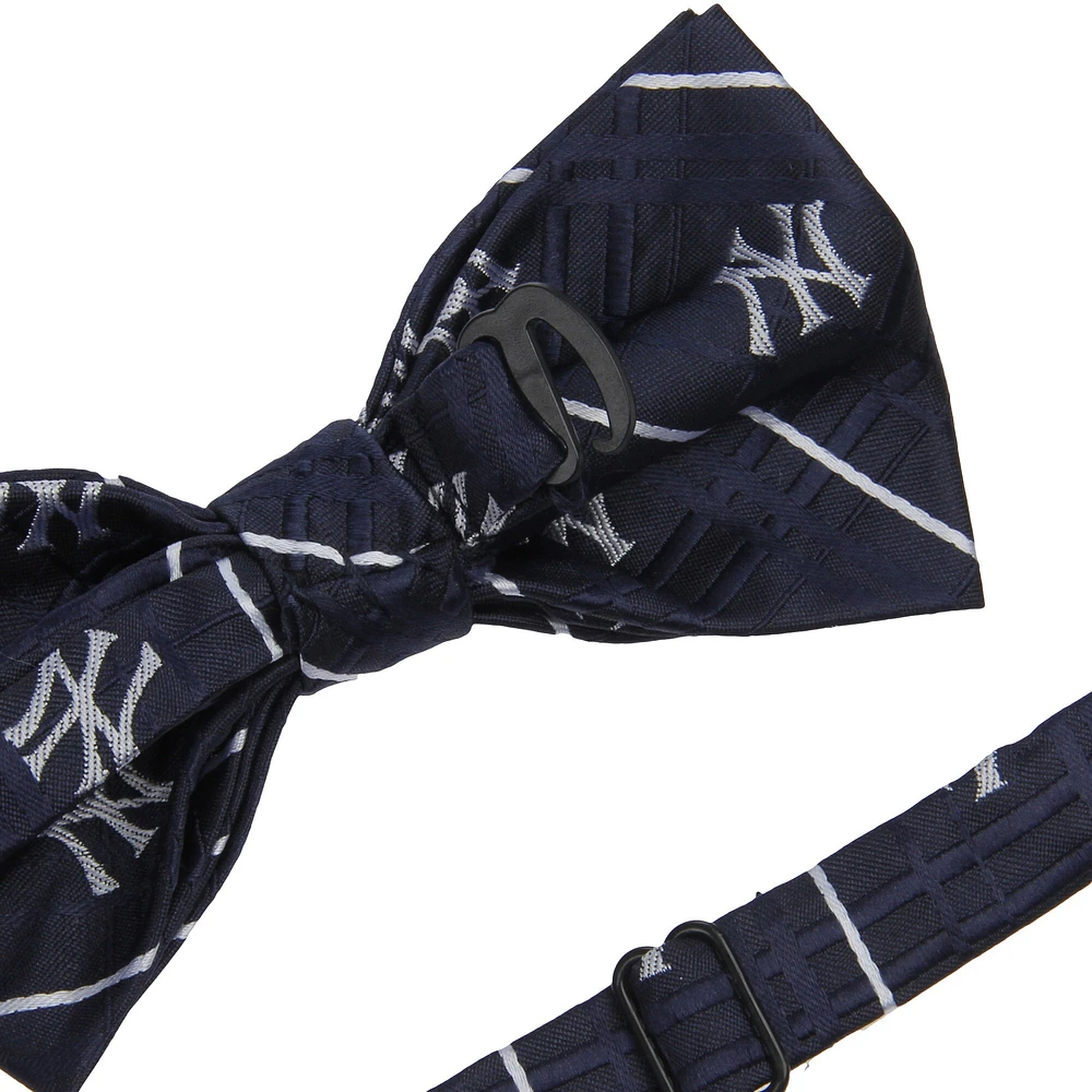 Men's Navy New York Yankees Oxford Bow Tie