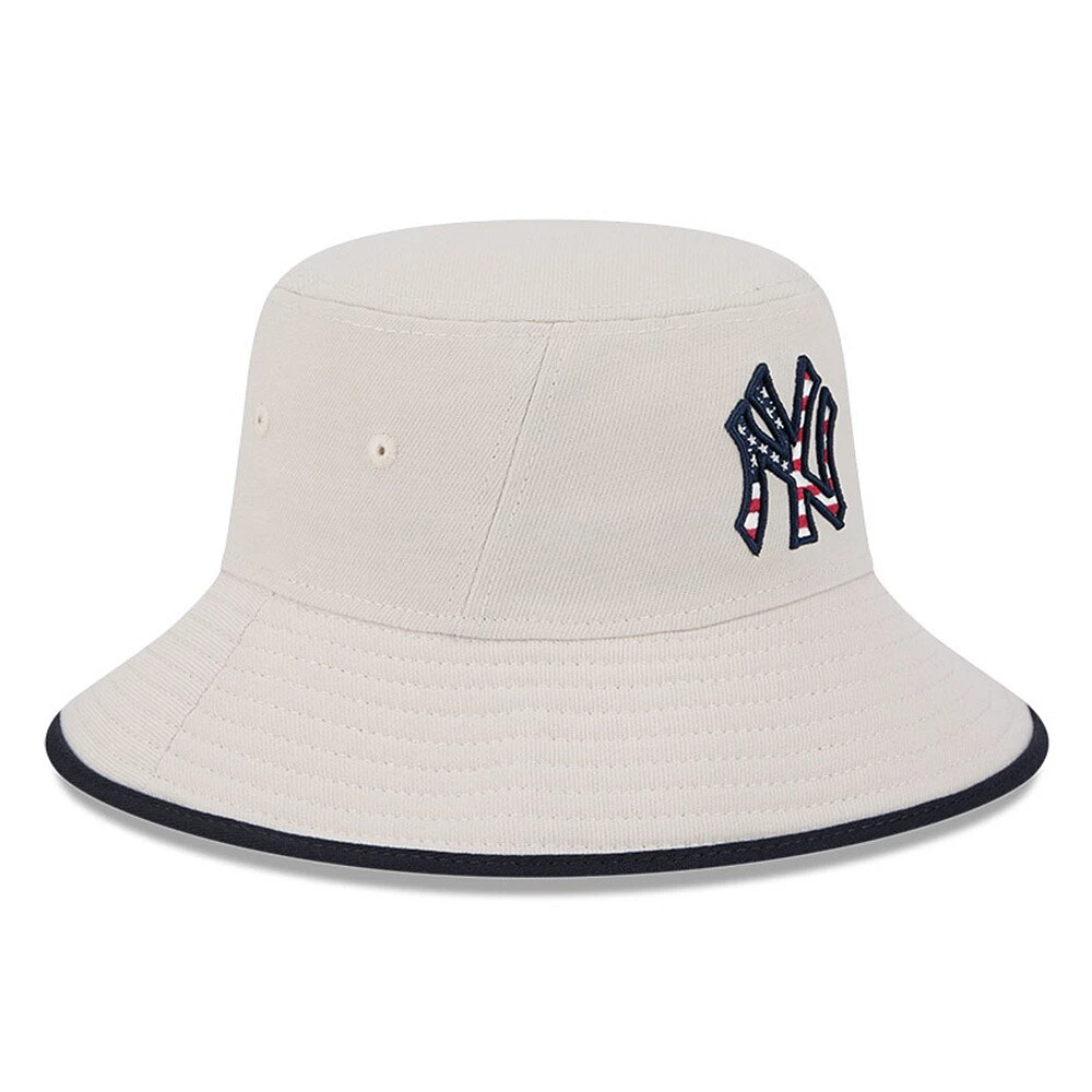 Men's New Era  Khaki New York Yankees 2024 Fourth of July Bucket Hat