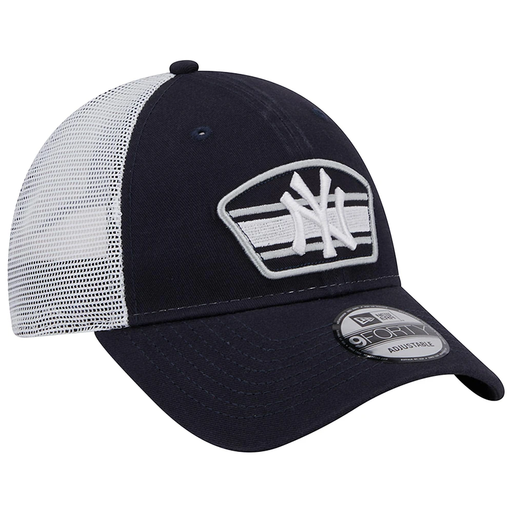 Casquette Snapback 9FORTY Trucker Snapback avec logo New York Yankees New Era pour homme bleu marine/blanc