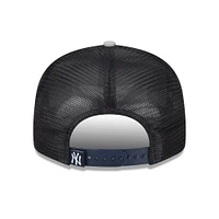 Men's New Era Navy New York Yankees Logo Zoom Trucker 9FIFTY Snapback Hat