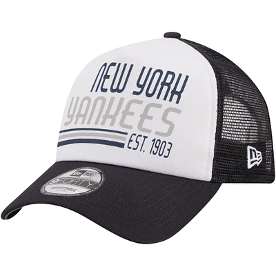 Casquette réglable bleu marine New York Yankees Stacked 9FORTY Trucker pour hommes