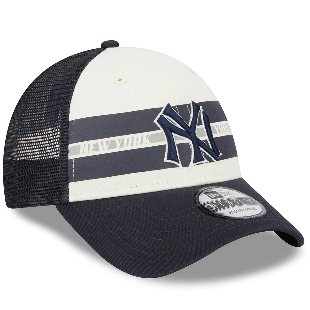 Men's New Era White/Navy New York Yankees Team Stripe Trucker 9FORTY Snapback Hat