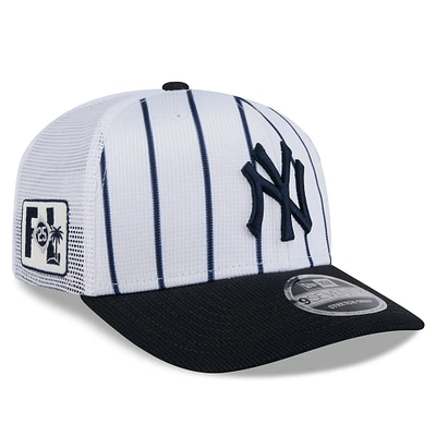 Casquette extensible à boutons-pression New Era New York Yankees 2025 Spring Training 9SEVENTY pour homme