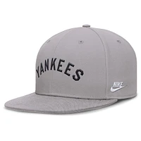 Men's Nike Gray New York Yankees Cooperstown True Performance Fitted Hat