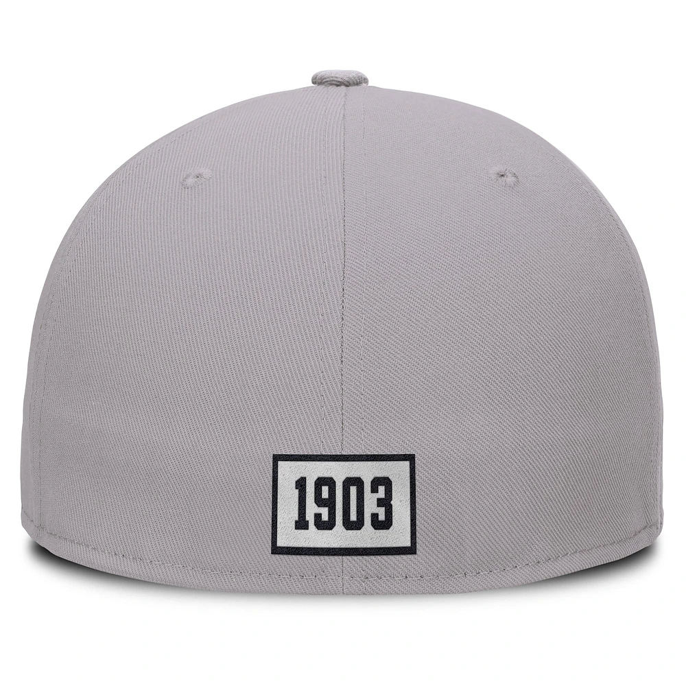 Men's Nike Gray New York Yankees Cooperstown True Performance Fitted Hat
