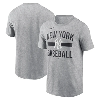 T-shirt arqué Nike gris chiné pour homme des Yankees de New York