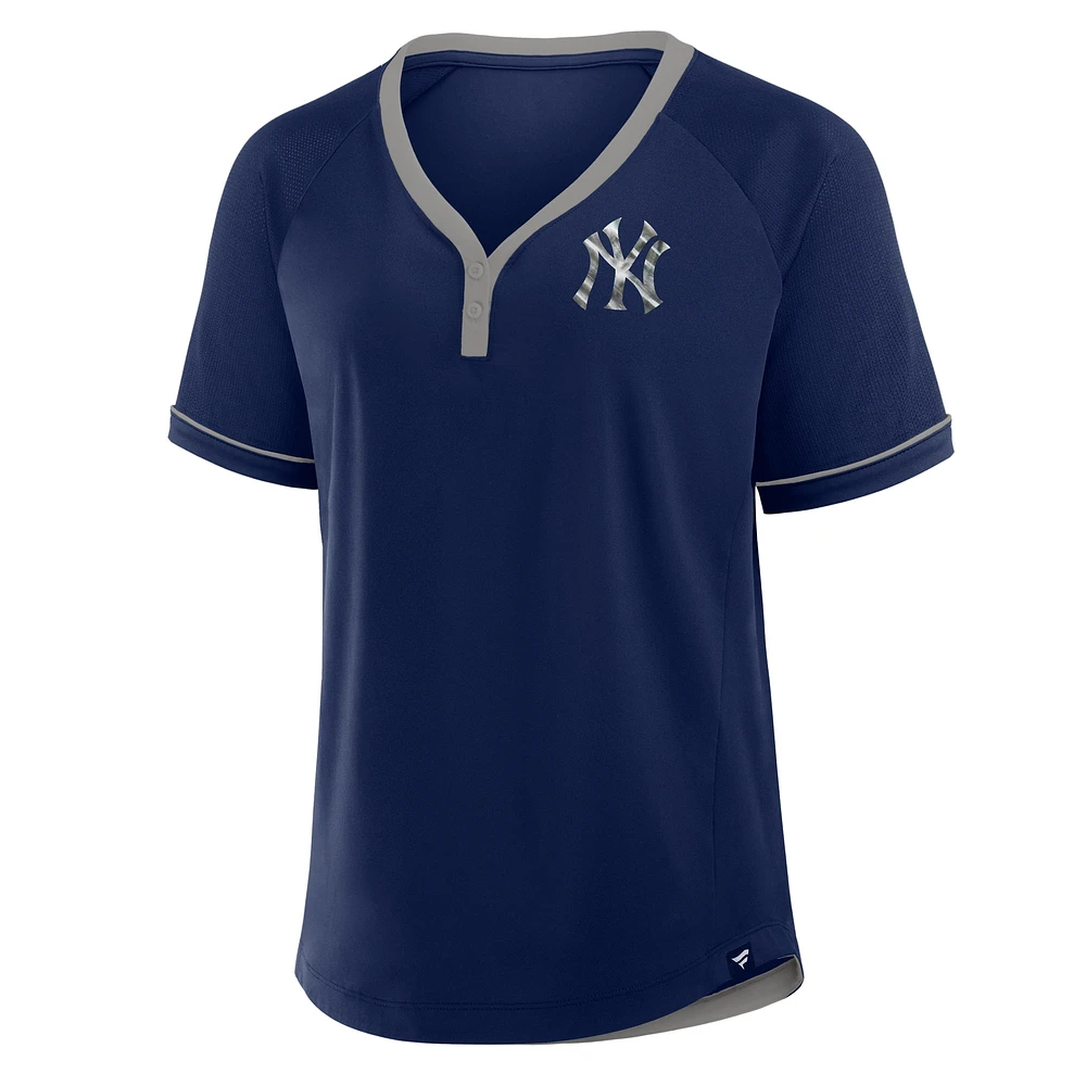 Women's Fanatics Navy New York Yankees League Diva Star Raglan V-Neck T-Shirt