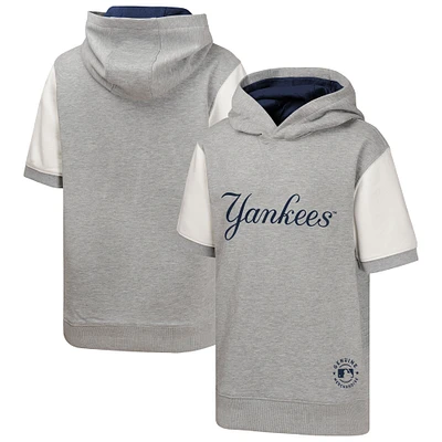 Sweat à capuche manches courtes pour jeunes New York Yankees Line Up Heather Gray