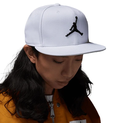 Unisex Jordan Brand White Pro Jumpman Snapback Hat