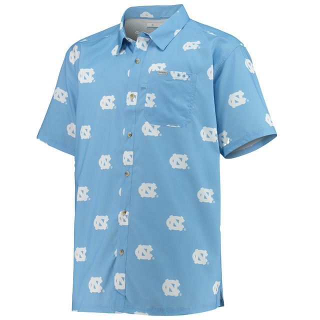 Chemise boutonnée omni-ombre pour homme Columbia Carolina Blue North Tar Heels Super Slack Tide Team