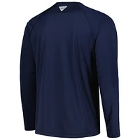 Men's Columbia Navy North Carolina Tar Heels Terminal Tackle Omni-Shade Raglan Long Sleeve T-Shirt