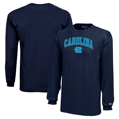 T-shirt à manches longues Champion pour jeunes de Caroline du Nord Tar Heels Arch Over Logo