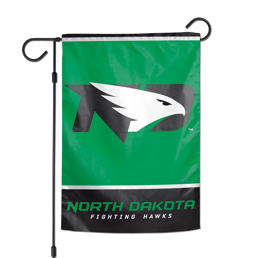 WinCraft Dakota du Nord Drapeau de jardin double face Team 12" x 18"