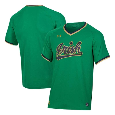 Under Armour Notre Dame Fighting Irish Softball Maillot à encolure en V pour homme vert