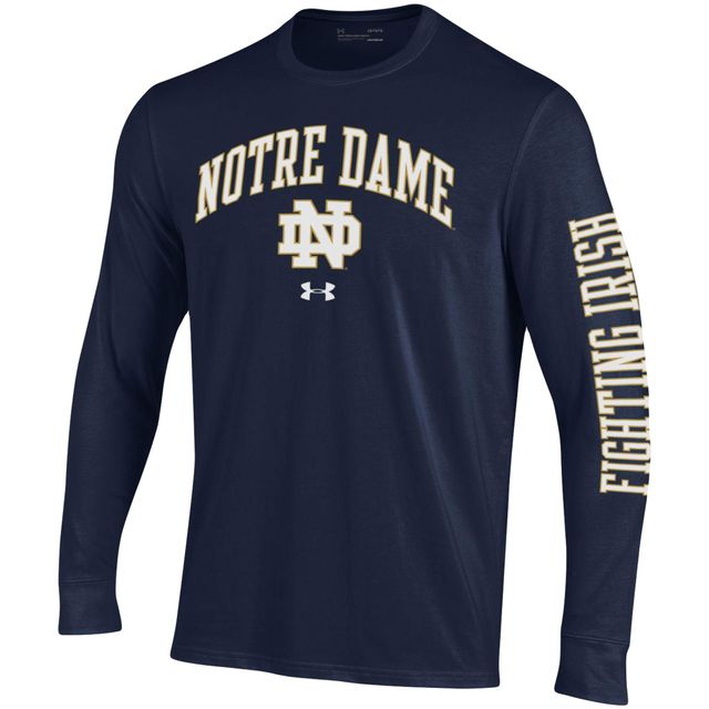 Under Armour - T-shirt à manches longues Notre Dame Fighting Irish Arched Two-Hit Performance pour homme Bleu marine