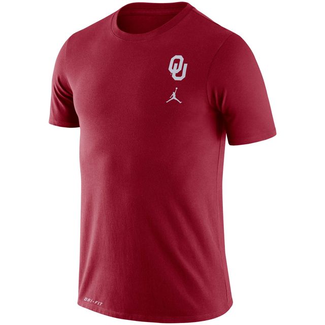T-shirt Jordan Marques Crimson Oklahoma Sooners DNA Performance pour homme