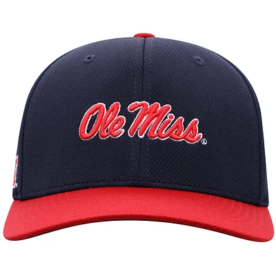 Casquette Ole Miss Rebels Reflex bicolore Top of the World bleu marine/rouge pour homme