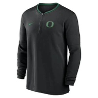 Haut à manches longues et demi-zip Nike Sideline Coach Performance Oregon Ducks 2024 pour homme, noir