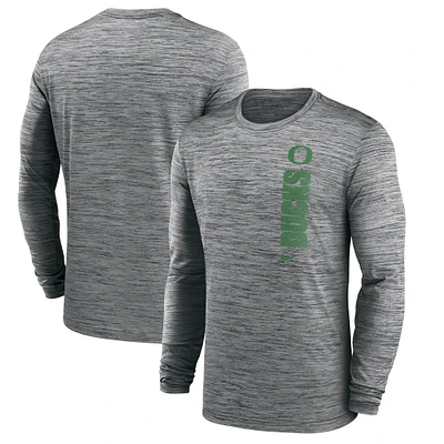 T-shirt Nike gris à manches longues pour homme, Oregon Ducks 2024 Sideline Velocity Performance